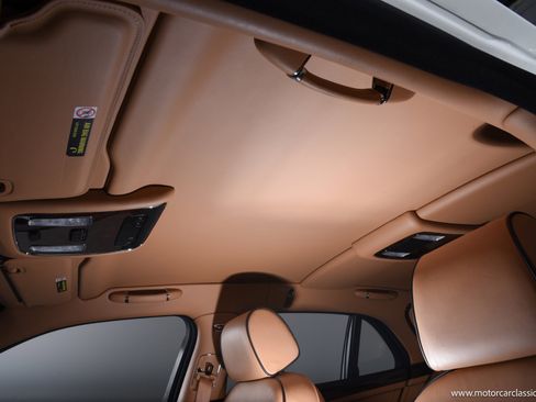 Used 2012 Bentley Mulsanne image 28