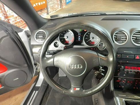 Used 2005 Audi S4 Cabriolet AWD/4WD image 16