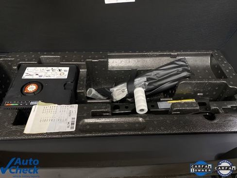 Used 2023 Audi e-tron Premium Plus w/ Premium Plus Package AWD/4WD image 94