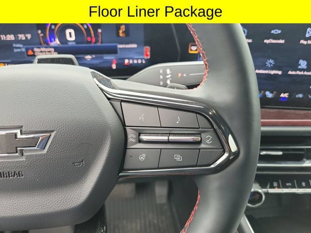 Used 2025 Chevrolet Traverse RS w/ LPO, Floor Liner Package AWD/4WD image 12