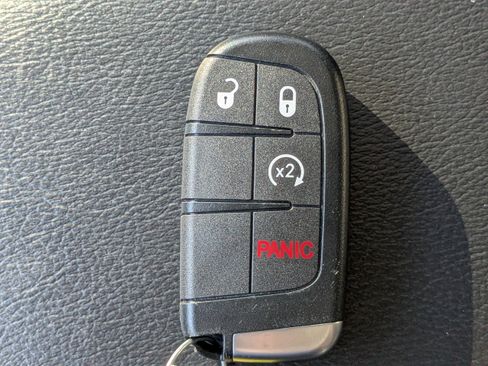 Used 2024 Jeep Wrangler Unlimited Sahara w/ Safety Group AWD/4WD image 32