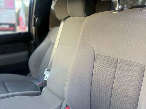 Used 2012 Ford F150 XLT w/ XLT Chrome Pkg image 11