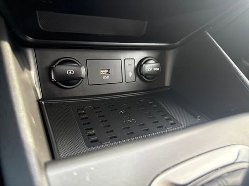 Certified 2023 Hyundai Kona SEL w/ Convenience Package image 31