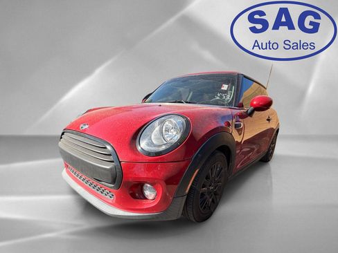 Used 2018 MINI Cooper 2-Door Hardtop FWD image 5