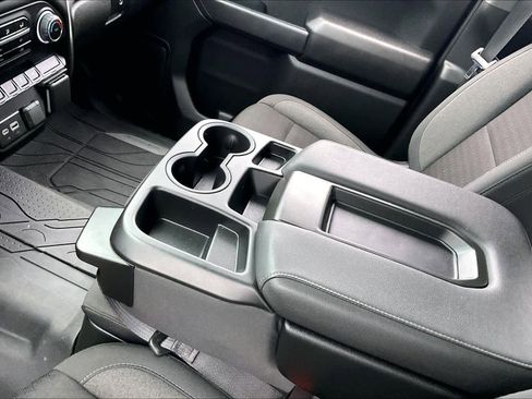 Used 2025 Chevrolet Silverado 1500 Custom image 18