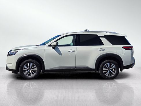 Used 2023 Nissan Pathfinder SL FWD image 7
