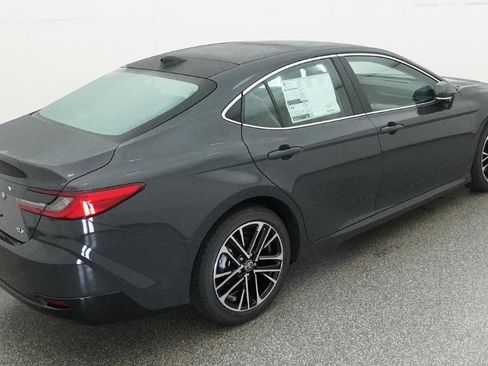 New 2026 Toyota Camry Hybrid AWD/4WD image 30