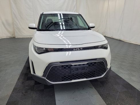Used 2025 Kia Soul LX image 14