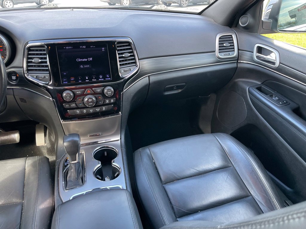 Used 2020 Jeep Grand Cherokee Limited AWD/4WD image 9