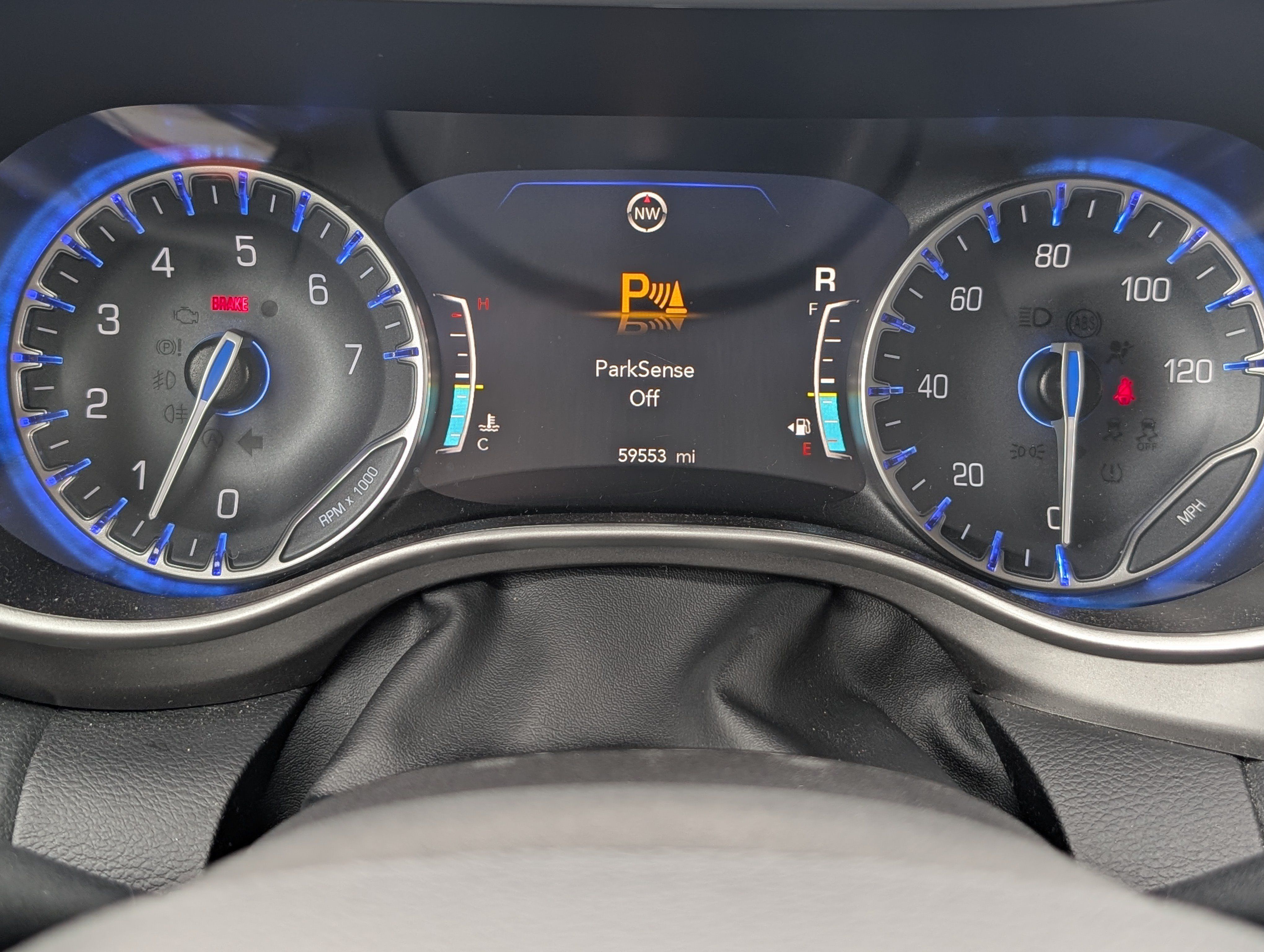Used 2023 Chrysler Pacifica Touring-L FWD image 31