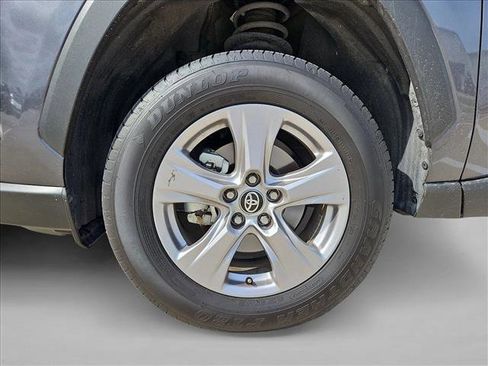 Used 2025 Toyota RAV4 XLE w/ Convenience Package image 25