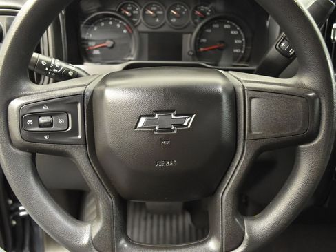 Used 2021 Chevrolet Silverado 1500 Custom Trail Boss AWD/4WD image 12
