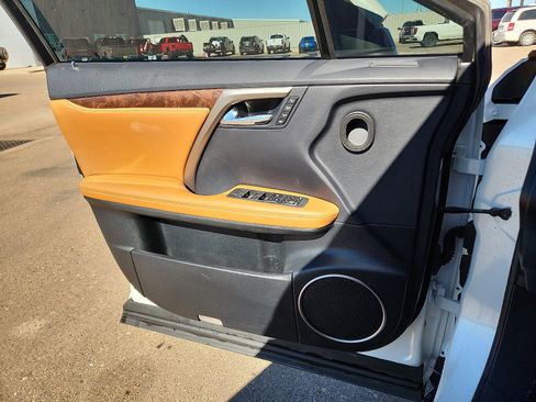 Used 2022 Lexus RX 350L FWD w/ Premium Package image 12