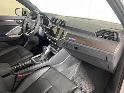 Used 2024 Audi Q3 2.0T Premium Plus image 12