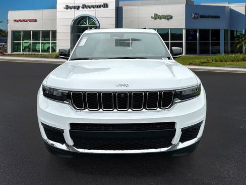 New 2025 Jeep Grand Cherokee L Limited w/ Luxury Tech Group II image 2