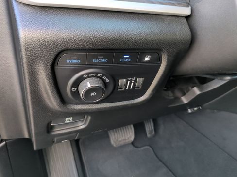 Used 2022 Jeep Grand Cherokee Limited 4xe AWD/4WD image 19
