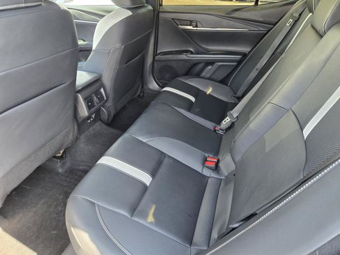 Used 2025 Toyota Camry SE w/ Convenience Package FWD image 23