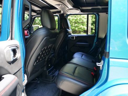 Used 2020 Jeep Wrangler Unlimited Rubicon AWD/4WD image 25