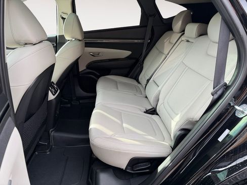 Certified 2022 Hyundai Tucson Limited w/ Winter Package image 30