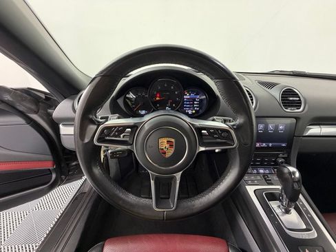 Certified 2019 Porsche 718 Boxster RWD image 24