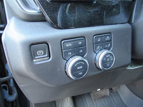 Used 2022 GMC Sierra 1500 SLT w/ SLT Premium Plus Package image 13