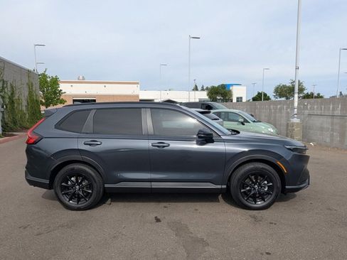 Used 2026 Honda CR-V Sport-L image 4