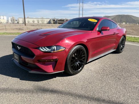 Used 2018 Ford Mustang Coupe image 1
