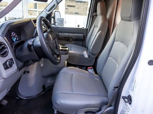 New 2027 Ford E-350 and Econoline 350 Super Duty w/ Power Equipment Group RWD image 10