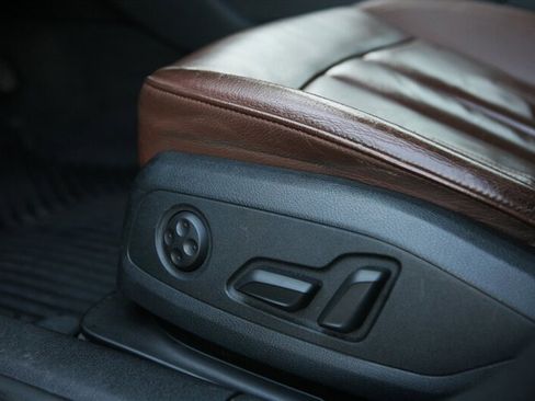 Used 2018 Audi A4 2.0T allroad Premium Plus AWD/4WD image 12