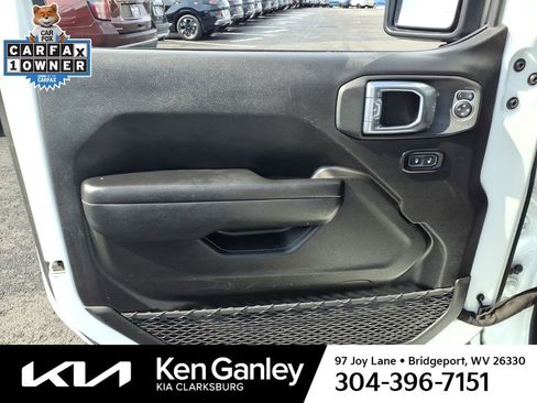 Used 2024 Jeep Wrangler Sport S image 13