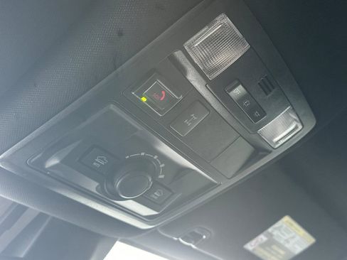 Used 2021 Toyota Tacoma TRD Off-Road w/ Technology Package image 19