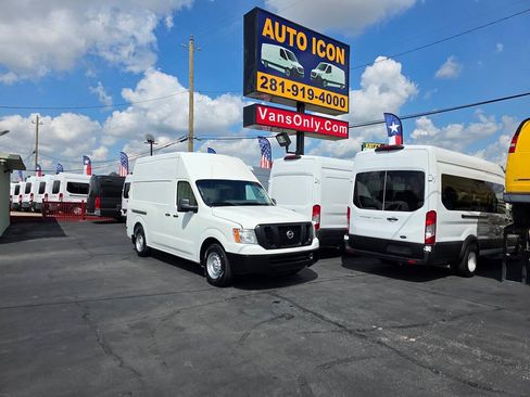 Used 2020 Nissan NV 2500 S RWD image 27