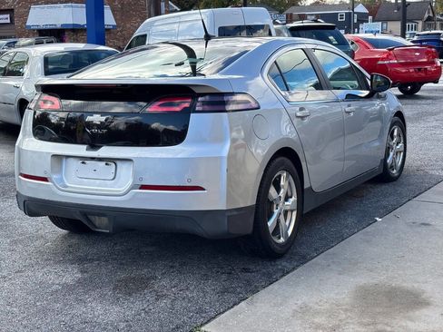Used 2012 Chevrolet Volt Premium w/ Premium Trim Package image 7