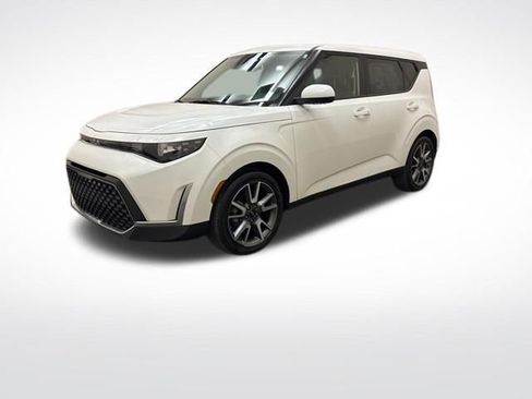 Certified 2024 Kia Soul EX w/ Option Group 015 FWD image 1