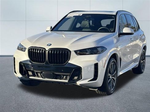 Certified 2026 BMW X5 xDrive50e w/ Executive Package image 9