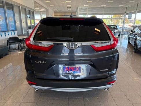 Used 2017 Honda CR-V Touring image 4
