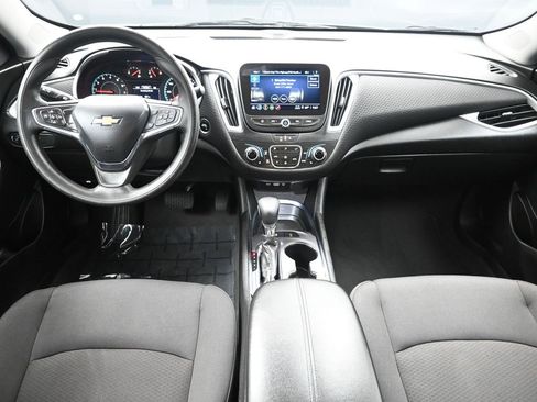 Used 2024 Chevrolet Malibu LT image 31