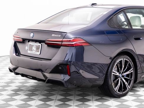 New 2027 BMW 550e xDrive w/ Executive Package AWD/4WD image 35