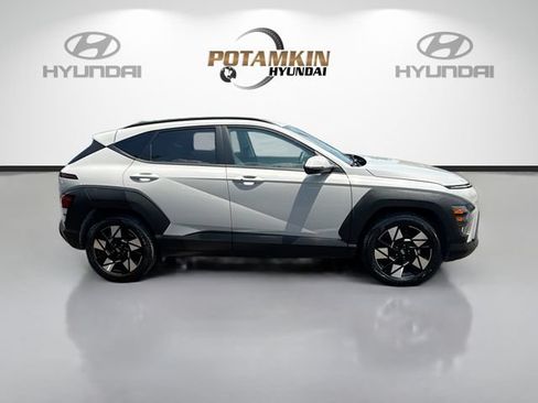 Certified 2024 Hyundai Kona SEL FWD image 4