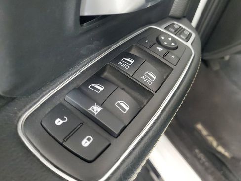 Used 2024 RAM 2500 Big Horn w/ Sport Appearance Package image 14