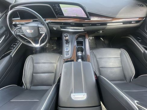 Used 2021 Cadillac Escalade Premium Luxury w/ Driver Assist Tech Package image 21