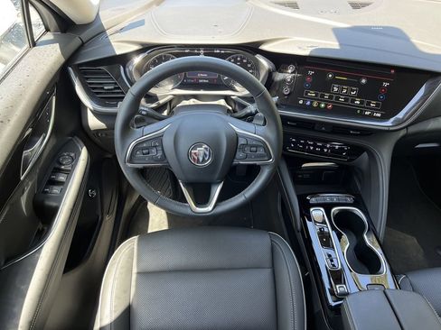 Used 2022 Buick Envision Essence w/ Safety Package FWD image 19