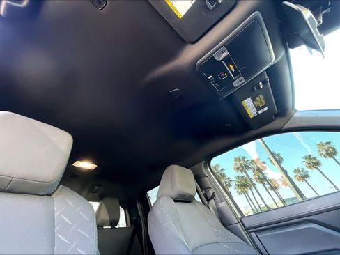 Used 2025 Toyota Tacoma SR5 image 12