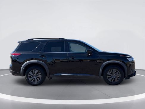 Used 2023 Nissan Pathfinder SV FWD image 7
