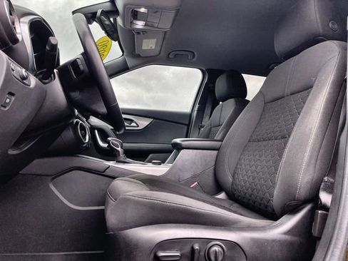 Used 2020 Chevrolet Blazer LT image 19