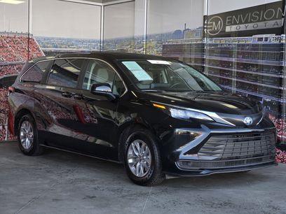Certified 2024 Toyota Sienna LE