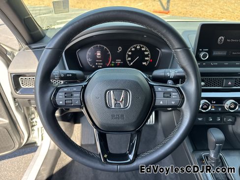 Used 2025 Honda Civic Sport image 28