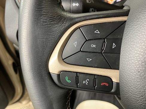 Used 2017 Jeep Renegade Trailhawk image 17