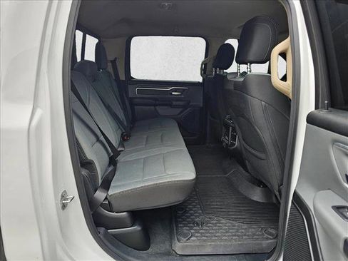 Used 2020 RAM 1500 Big Horn AWD/4WD image 11