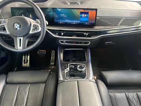Used 2025 BMW X5 M60i AWD/4WD image 17